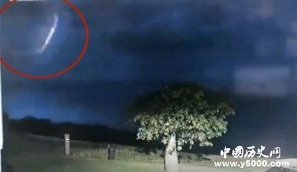 澳洲夜空神秘光圈世界上出現(xiàn)過哪些神秘的UFO事件？