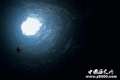 阿蘇伊爾幽谷之謎：阿蘇伊爾幽谷有多深