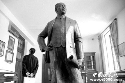 陳獨秀生平簡介陳獨秀的經(jīng)歷如何評價陳獨秀？