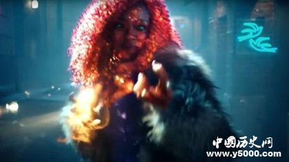 美劇《泰坦》人物情節(jié)分析：《泰坦》超燃美?。?/ data-YYAO=