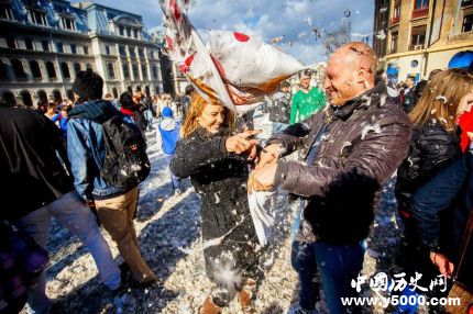 國際枕頭大戰(zhàn)日起源枕頭大戰(zhàn)的規(guī)則是什么？