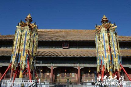 故宮天燈復(fù)原品拍出1060萬故宮天燈復(fù)原品為什么那么貴？