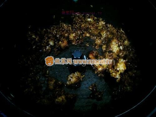 老干媽豬油蛋炒飯的做法