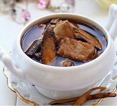 中藥食補(bǔ)美味四物羊肉湯怎么做？