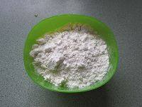 原味面粉蒸槐花的做法步驟3