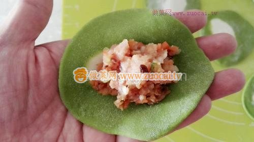 白菜(百財)餃子的做法