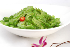 清炒苦瓜怎么做不苦 苦瓜爆雞丁