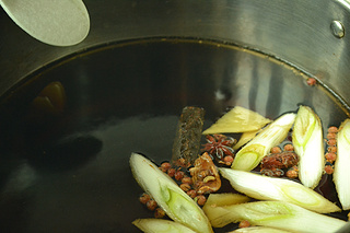 特色鹵雞腿的做法步驟：8