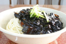 韓國(guó)炸醬面的做法