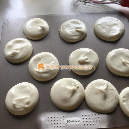 肉松蛋糕的做法