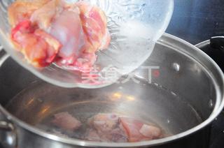 咖喱三黃雞的做法步驟：2