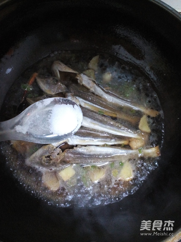 紅燒紅頭魚(yú)干的做法