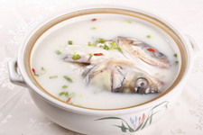 魚(yú)頭湯的做法
