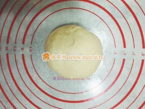 椰蓉面包的做法