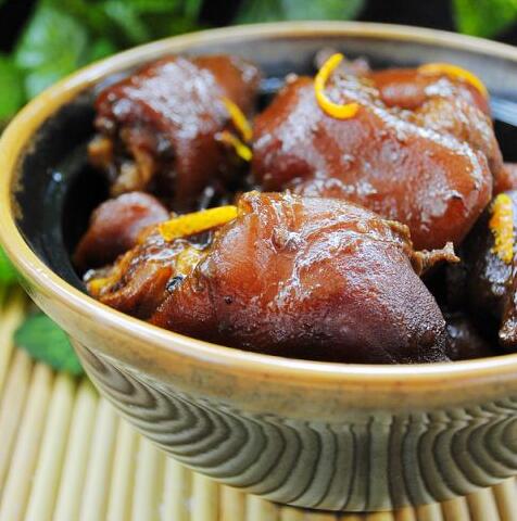 果香四溢的橙香醬豬蹄怎么做？