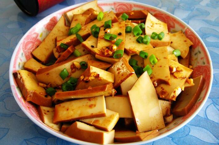 開胃解膩的小涼菜麻辣香干怎么做？