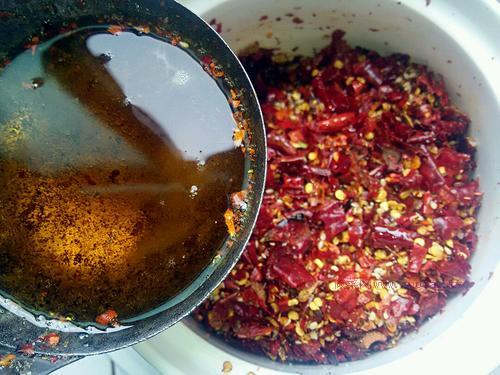 川式辣椒紅油的制作方法的做法