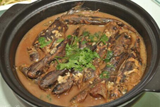 醬燜嘎魚(yú)