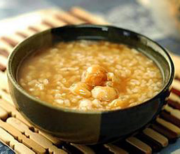 小麥的營(yíng)養(yǎng)價(jià)值 小麥的做法大全 孕婦可以吃小麥嗎