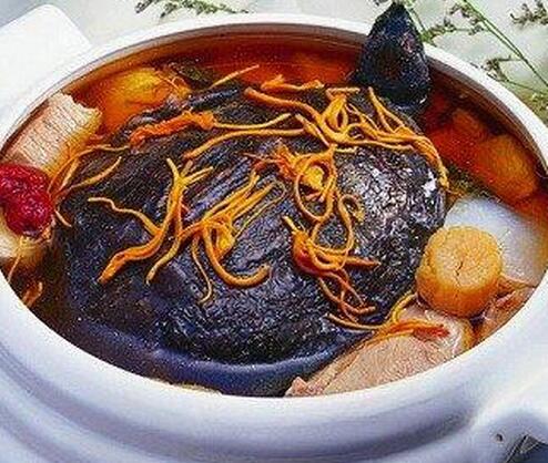 滋陰益氣，補(bǔ)腎固精的蟲(chóng)草紅棗甲魚(yú)湯怎么做？