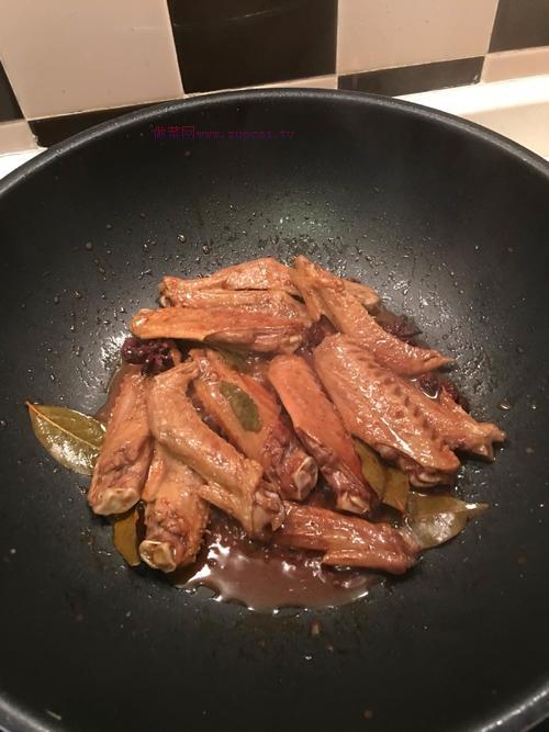 鹵水鴨翅的做法