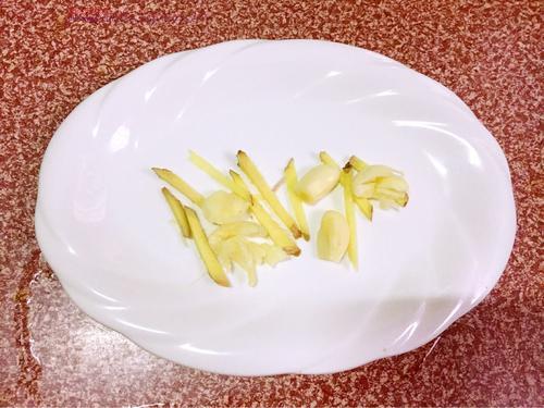 清蒸海鱸魚(yú)的做法