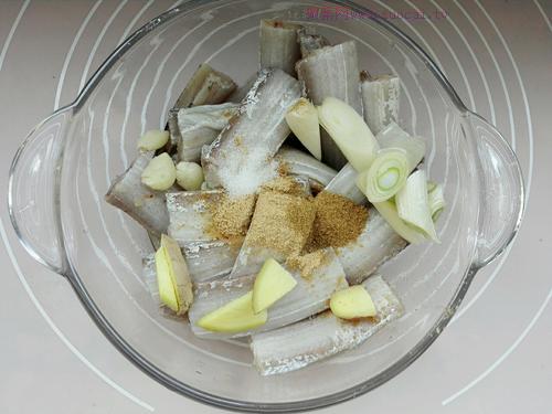 脆皮干炸帶魚的做法