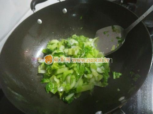清炒長(zhǎng)白菜的做法