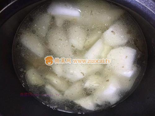 白蘿卜燉排骨的做法