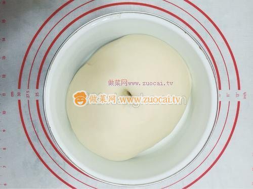 椰蓉面包的做法