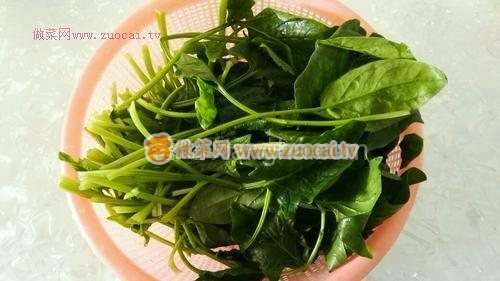 白菜(百財)餃子的做法