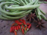 動(dòng)手腌制美味酸豆角的做法步驟1