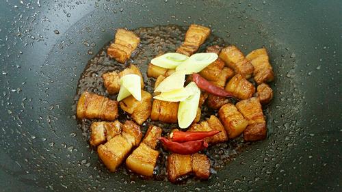 經(jīng)典紅燒肉的做法