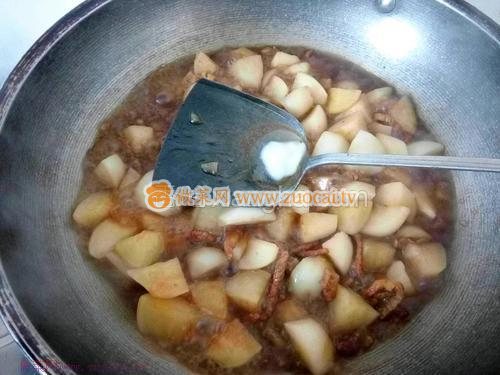 蘿卜燒肉的做法