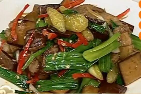 酸辣下飯的泡椒炒香干怎么做？