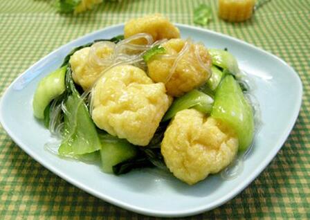 搭配營養(yǎng)的青菜粉絲豆腐果怎么做？