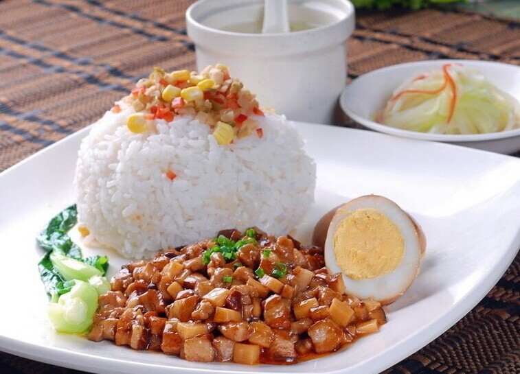 鹵肉飯?jiān)趺醋?/ data-yA0H=