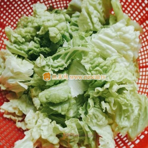 胡蘿卜炒白菜的做法