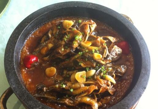 如何做石鍋黃鴨叫？