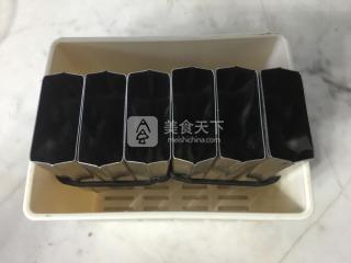 #ACA烘焙明星大賽#火龍果酸奶雪糕的做法步驟:8