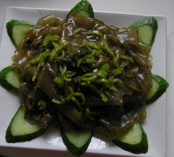 夏日清涼涼拌菜涼拌粉皮怎么做？