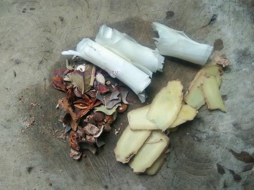 川式辣椒紅油的制作方法的做法