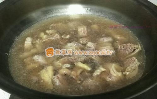 蘿卜燉牛腩的做法