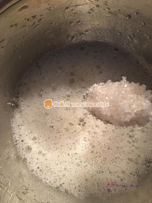 六寸戚風的做法