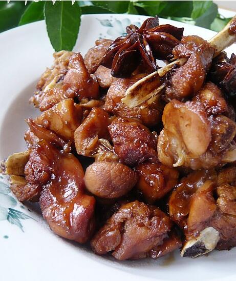 營(yíng)養(yǎng)豐富紅燒兔怎么做？