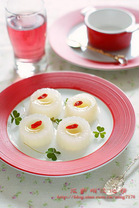 蜜糖蘿卜盅的做法