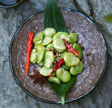 新鮮小吃茴香蠶豆怎么做？