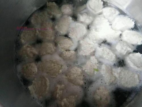 蓮藕雞肉丸子的做法