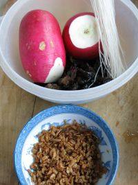 蘿卜素餡蒸餃的做法步驟1