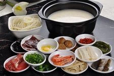 過(guò)橋米線,過(guò)橋米線的做法